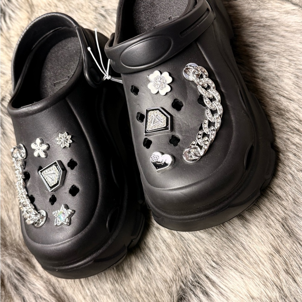 DbDk Fashion Black Sandals with Silver Accents